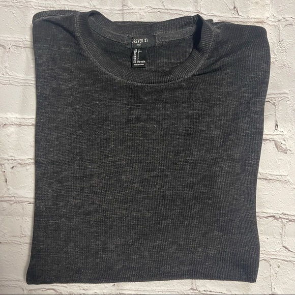 🆕 [f21] oil-washed crew neck tee - Picture 3 of 3